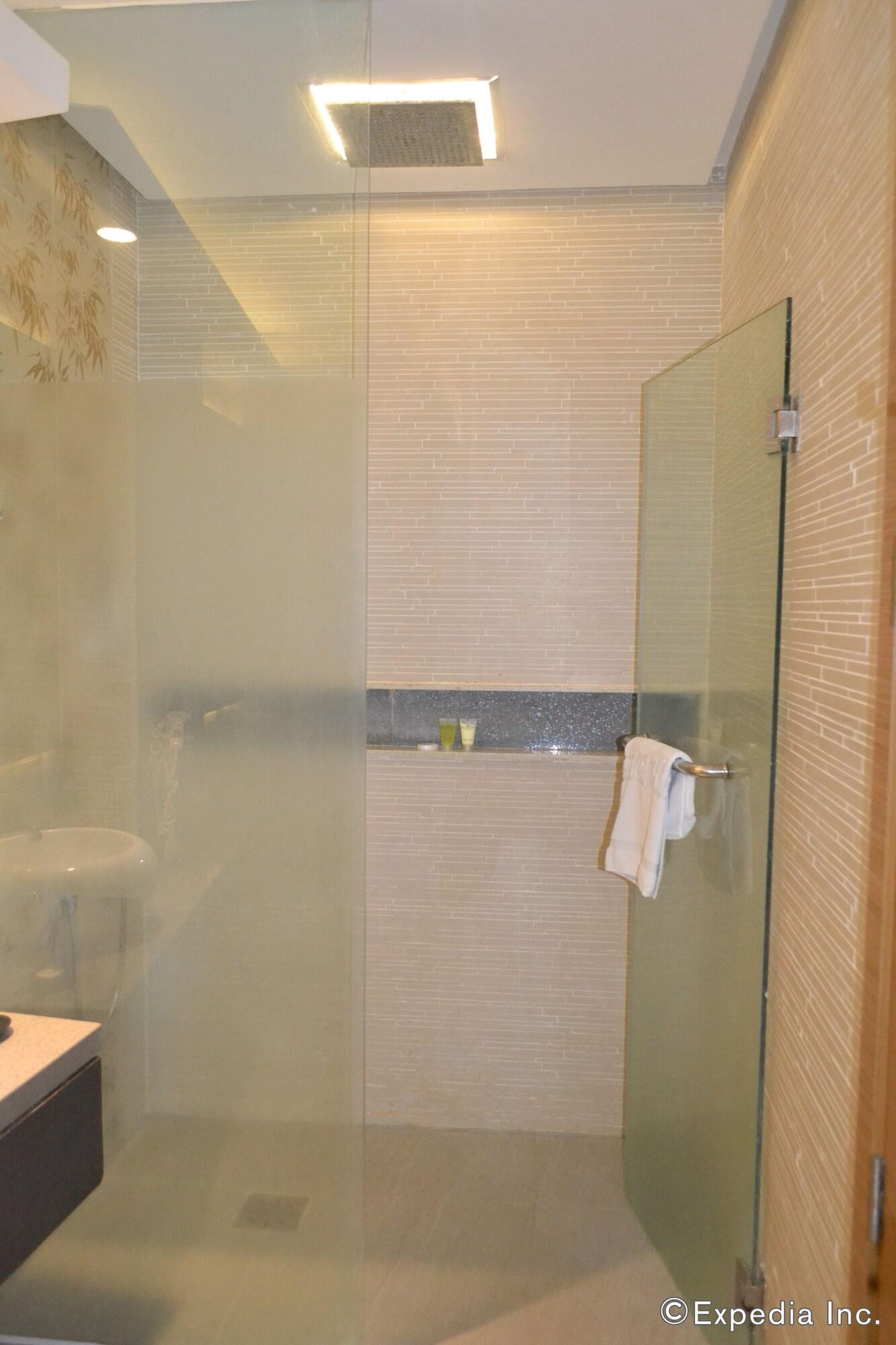 Greenleaf Hotel Gensan General Santos City Zewnętrze zdjęcie