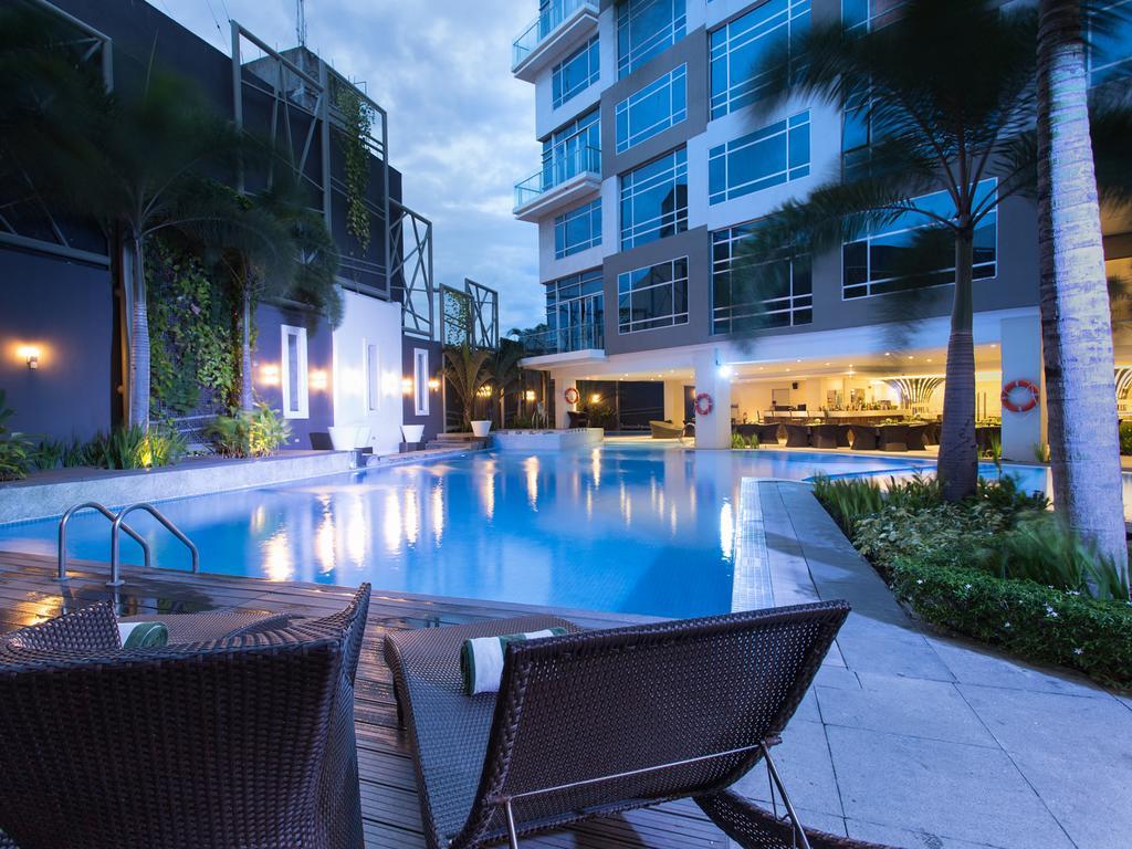 Greenleaf Hotel Gensan General Santos City Zewnętrze zdjęcie