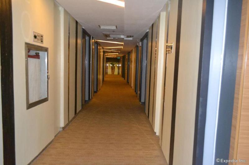 Greenleaf Hotel Gensan General Santos City Zewnętrze zdjęcie