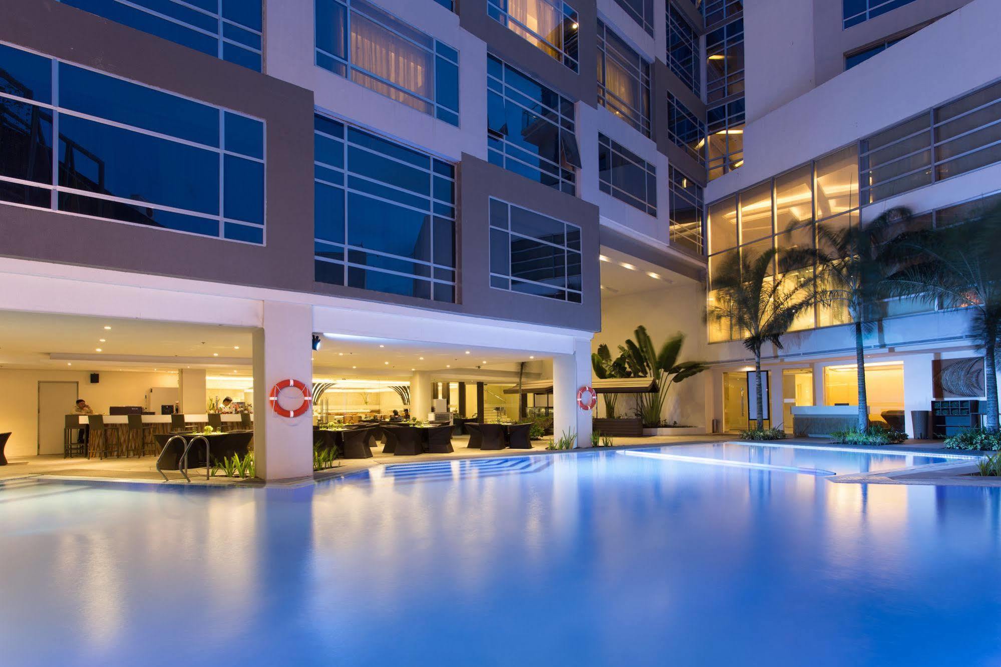 Greenleaf Hotel Gensan General Santos City Zewnętrze zdjęcie